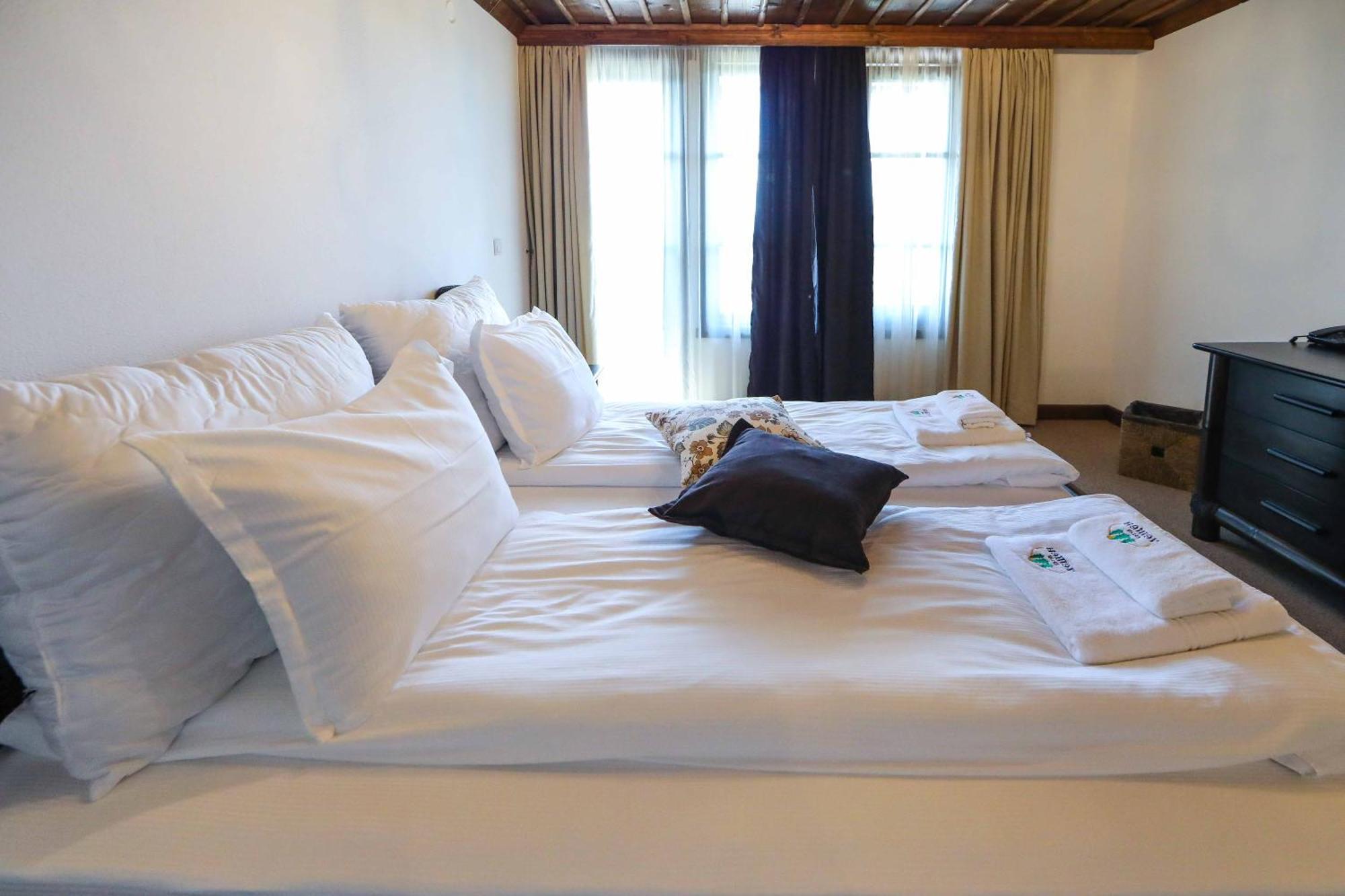Hotel Leshten Quarto foto